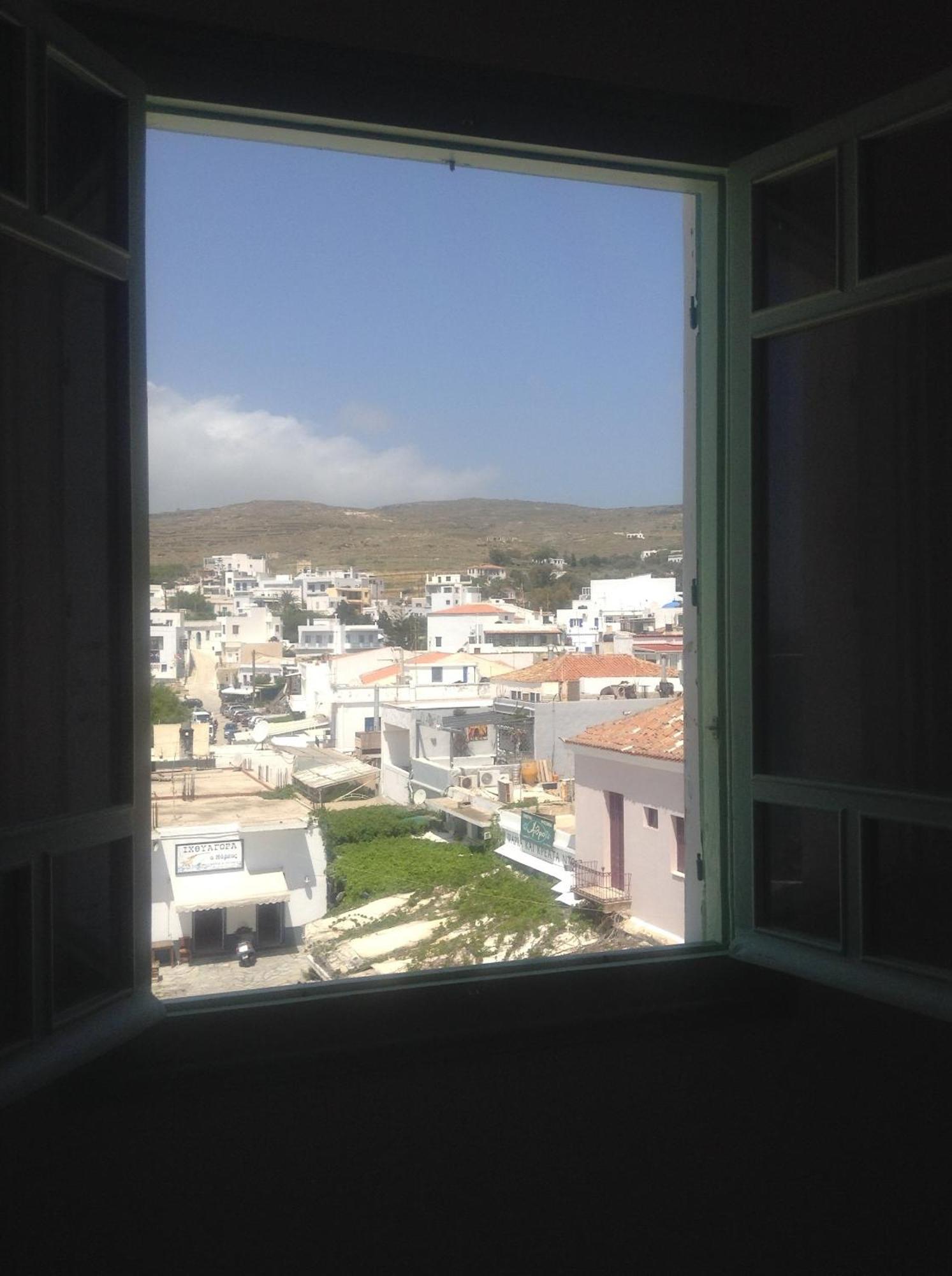 Готель Aegli 1876 Tinos Екстер'єр фото