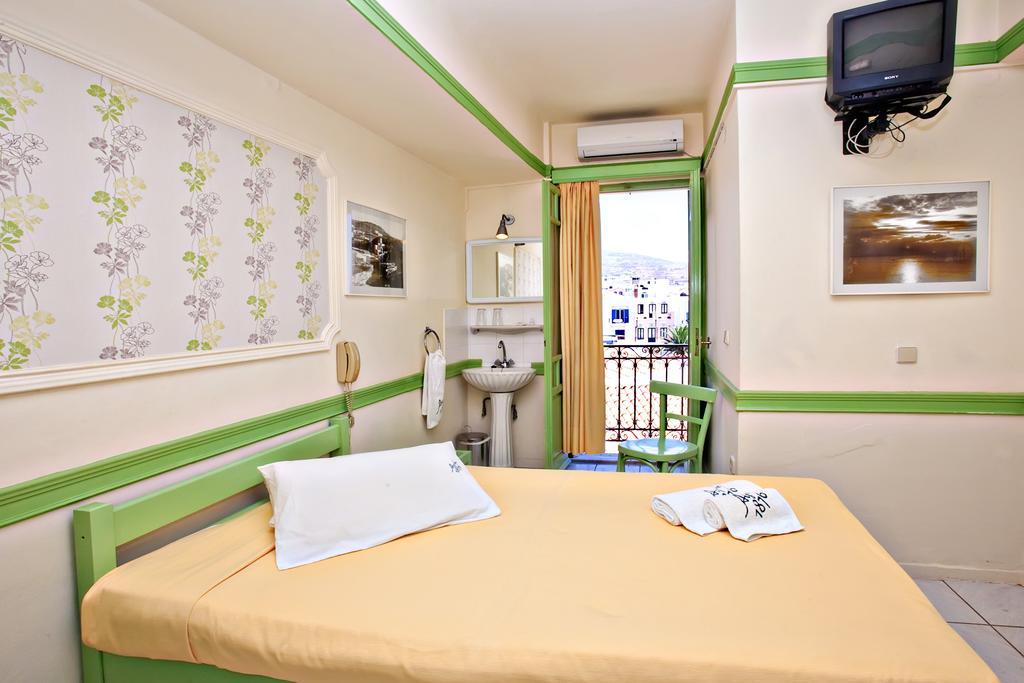 Готель Aegli 1876 Tinos Номер фото