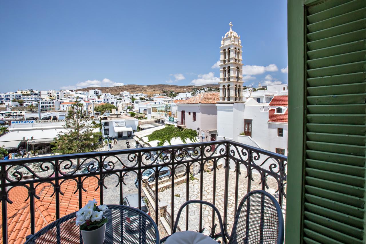 Готель Aegli 1876 Tinos Екстер'єр фото